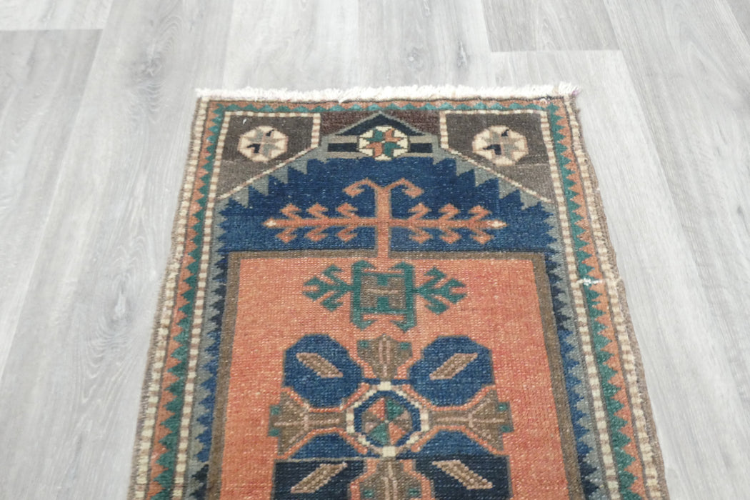 Vintage Hand Knotted Anatolian Turkish Rug Size: 87 x 54cm- Rugs Direct 