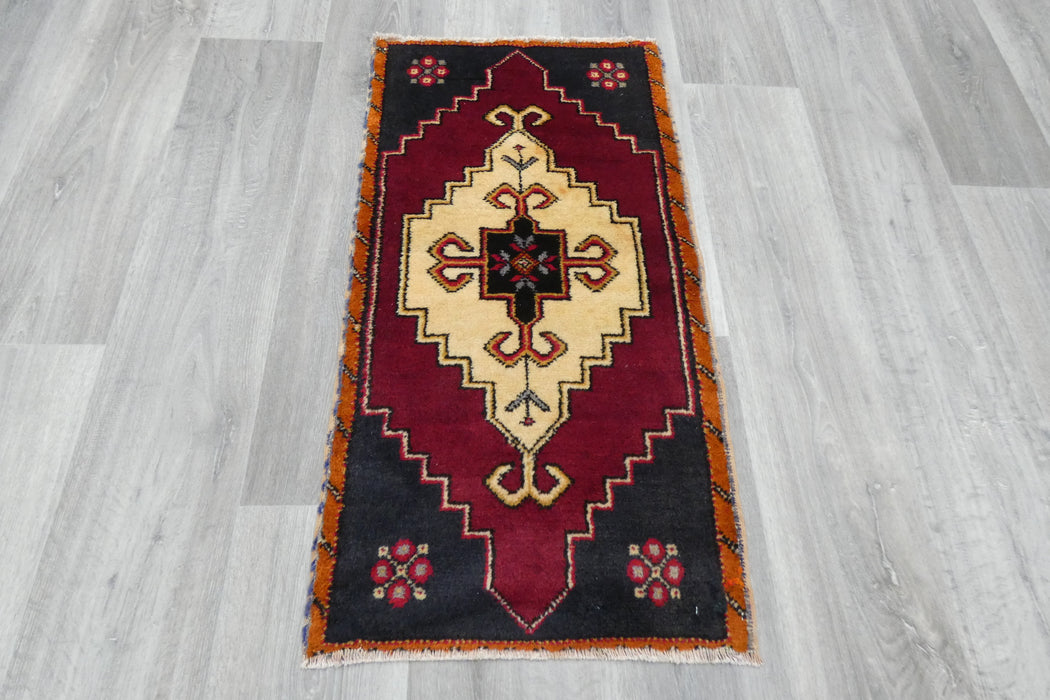 Vintage Hand Knotted Anatolian Turkish Rug Size: 93 x 50cm- Rugs direct 