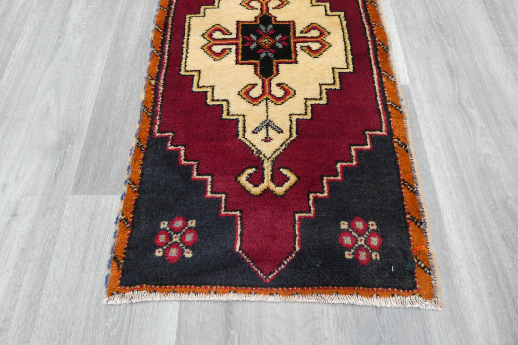 Vintage Hand Knotted Anatolian Turkish Rug Size: 93 x 50cm- Rugs direct 