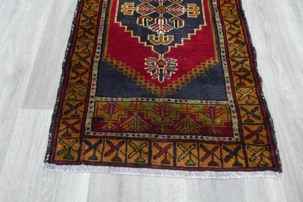 Vintage Hand Knotted Anatolian Turkish Rug Size: 97 x 55cm- Rugs direct 