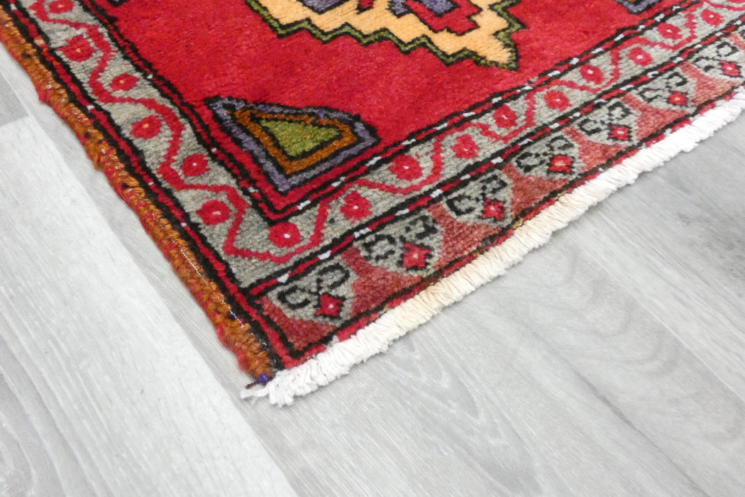 Vintage Hand Knotted Anatolian Turkish Rug Size: 97 x 50cm - Rugs Direct 