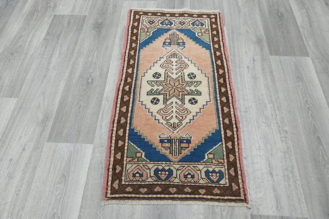 Vintage Hand Knotted Anatolian Turkish Rug Size: 100 x 55cm - Rugs Direct