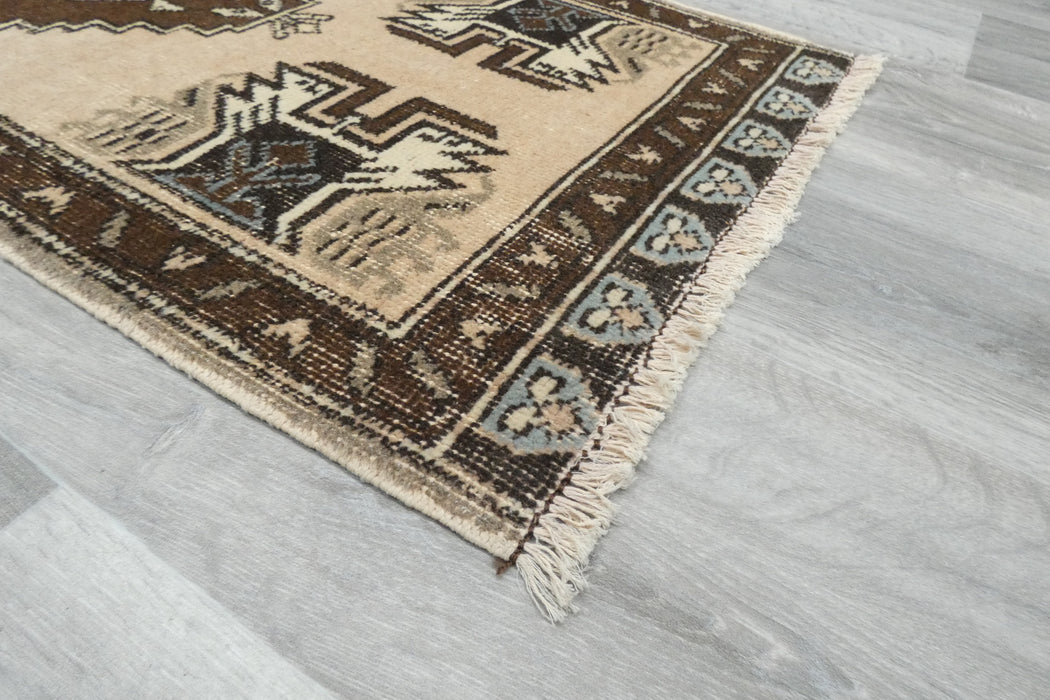Vintage Hand Knotted Anatolian Turkish Rug Size: 112 x 52cm - Rugs Direct
