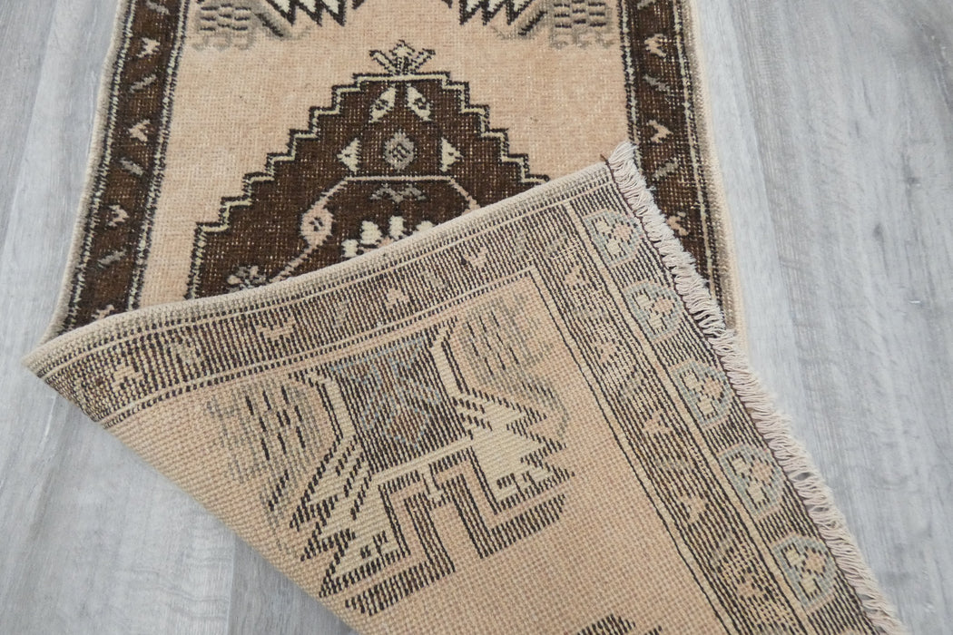 Vintage Hand Knotted Anatolian Turkish Rug Size: 112 x 52cm - Rugs Direct