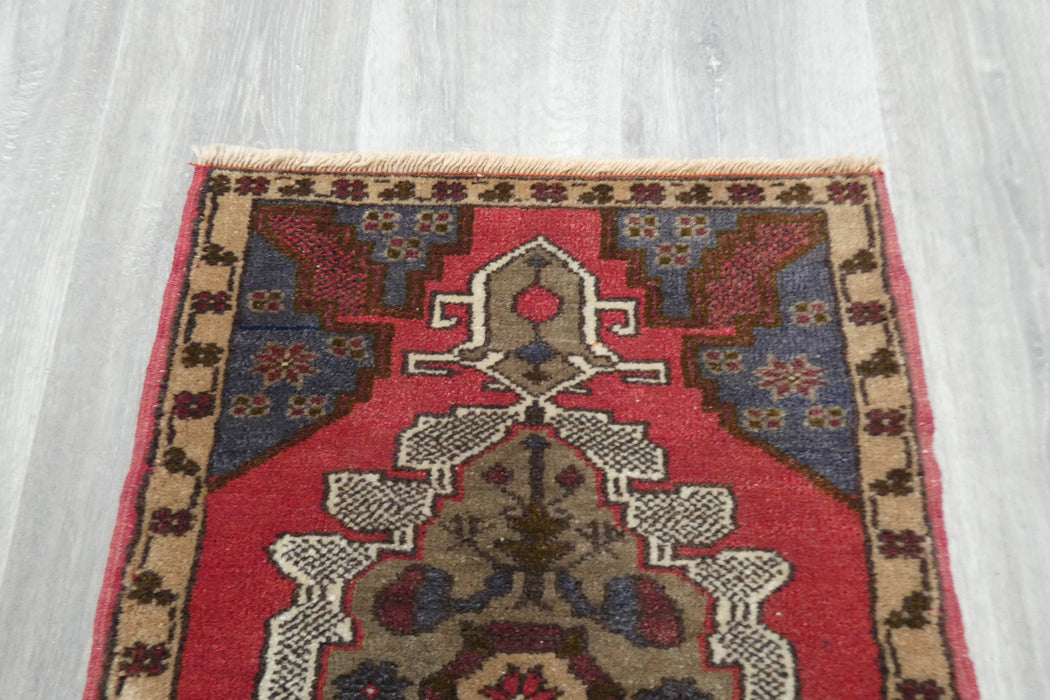 Vintage Hand Knotted Anatolian Turkish Rug Size: 75 x 55cm- Rugs Direct 