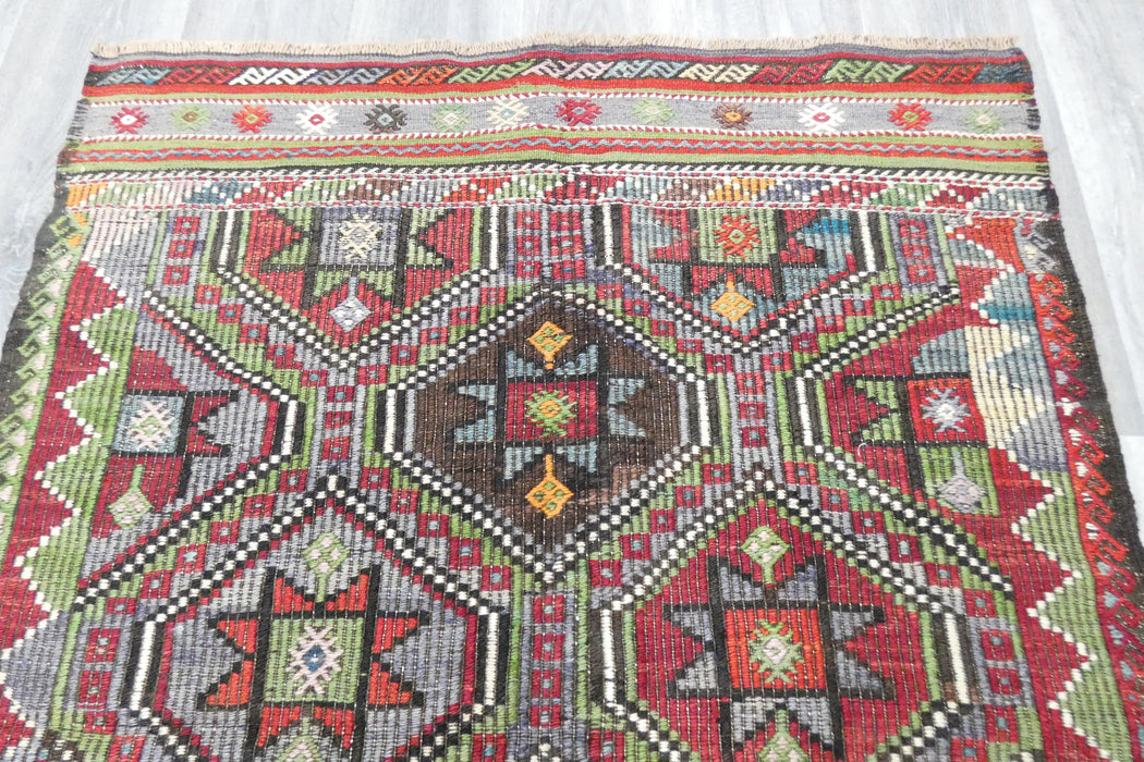 Turkish Kilim Rug 143 x 106cm | Handwoven Anatolian Geometric Design- Rugs Direct 