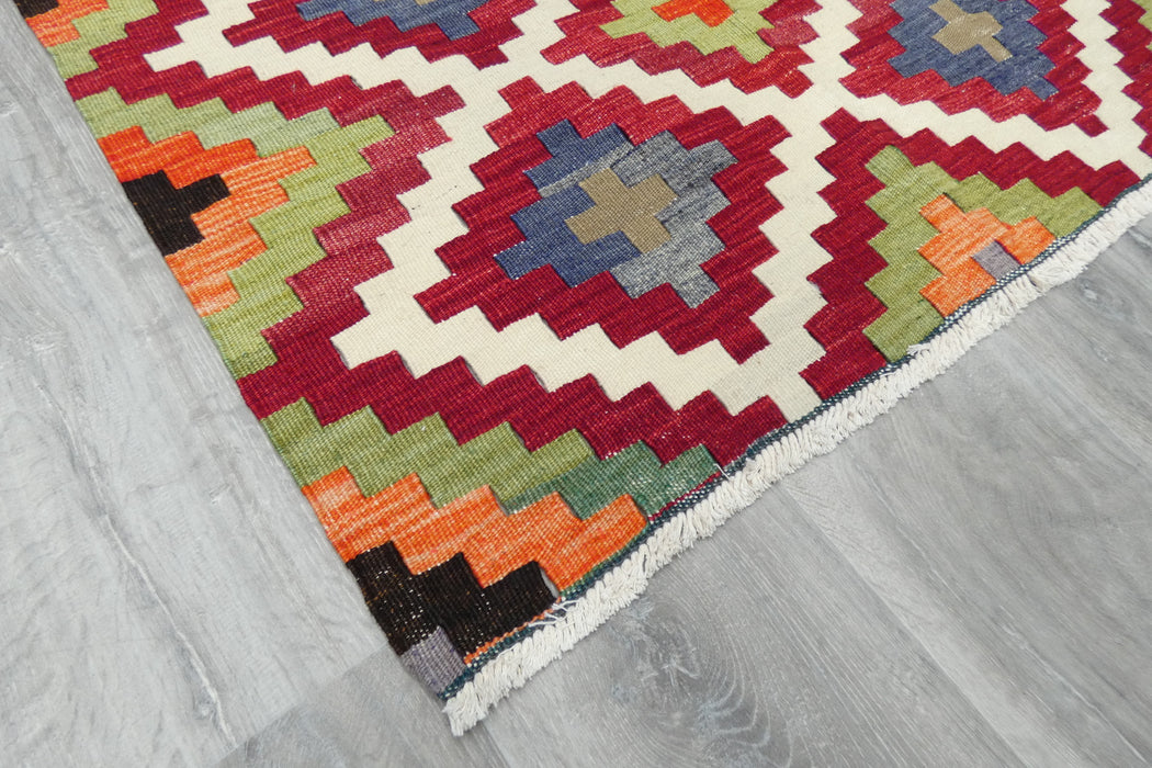 Turkish Kilim Rug 137 x 90cm | Colourful Diamond Medallion Design- Rugs Direct