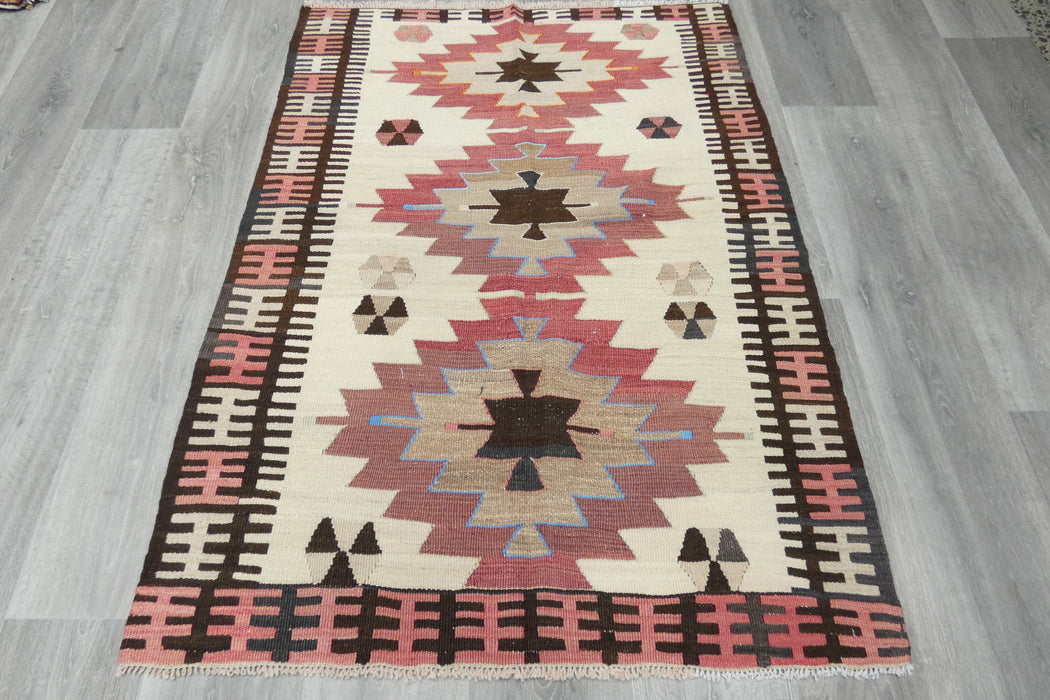 Vintage Handmade Turkish Kilim Rug 140 x 100cm | Blush Pink Geometric Wool Flatweave Area Rug | One of a Kind- Rugs Direct 