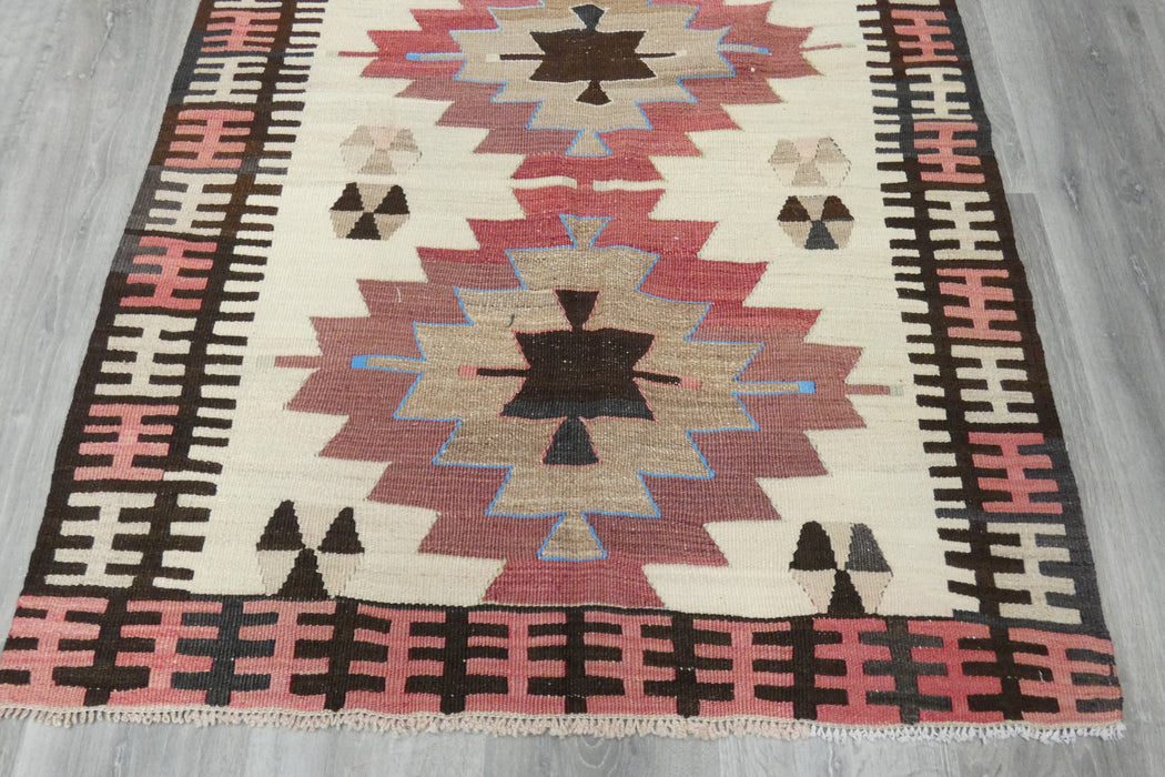 Vintage Handmade Turkish Kilim Rug 140 x 100cm | Blush Pink Geometric Wool Flatweave Area Rug | One of a Kind- Rugs Direct 