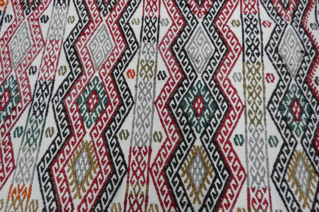 Handmade Turkish Cicim Kilim 260 x 152cm | Anatolian Flatweave Wool Rug | One-of-a-Kind Statement Piece- Rugs Direct 