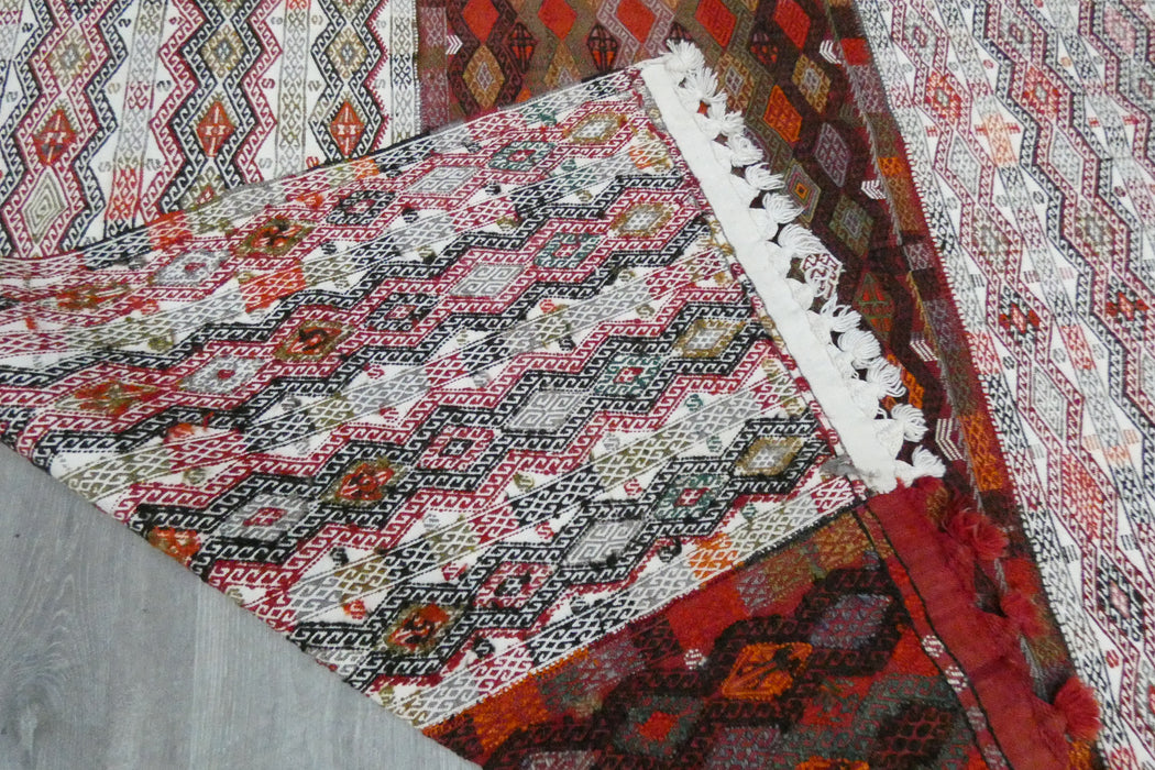 Handmade Turkish Cicim Kilim 260 x 152cm | Anatolian Flatweave Wool Rug | One-of-a-Kind Statement Piece- Rugs Direct 