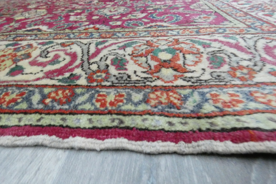 Vintage Handmade Turkish Kayseri Rug 160 x 122cm | Fine Weave Wool Rug | One-of-a-Kind- Rugs Direct 