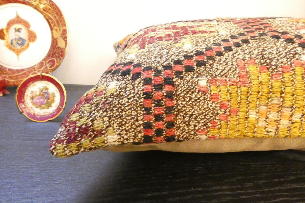 Handmade Anatolian Kilim Cushion Cover with Insert 40 x 60cm | Vintage Turkish Wool Lumbar Pillow | Organic Cotton Back | TK26-C812- Rugs Direct 