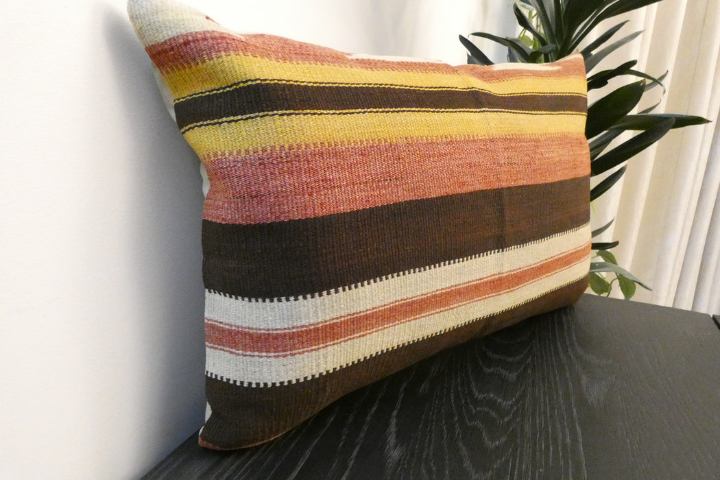 Handmade Anatolian Kilim Cushion Cover with Insert 40 x 60cm | Vintage Turkish Wool Lumbar Pillow | Organic Cotton Back | TK26-C611- Rugs Direct 
