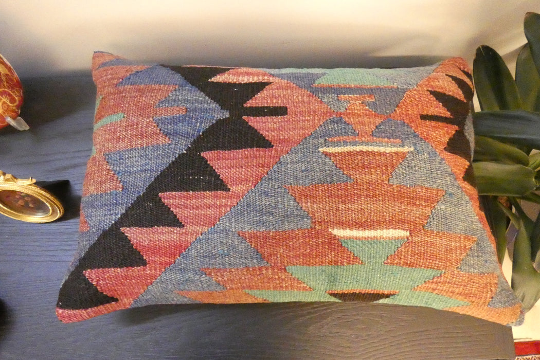 Handmade Anatolian Kilim Cushion Cover with Insert 40 x 60cm | Vintage Turkish Wool Lumbar Pillow | Organic Cotton Back | TK26-C612- Rugs Direct 