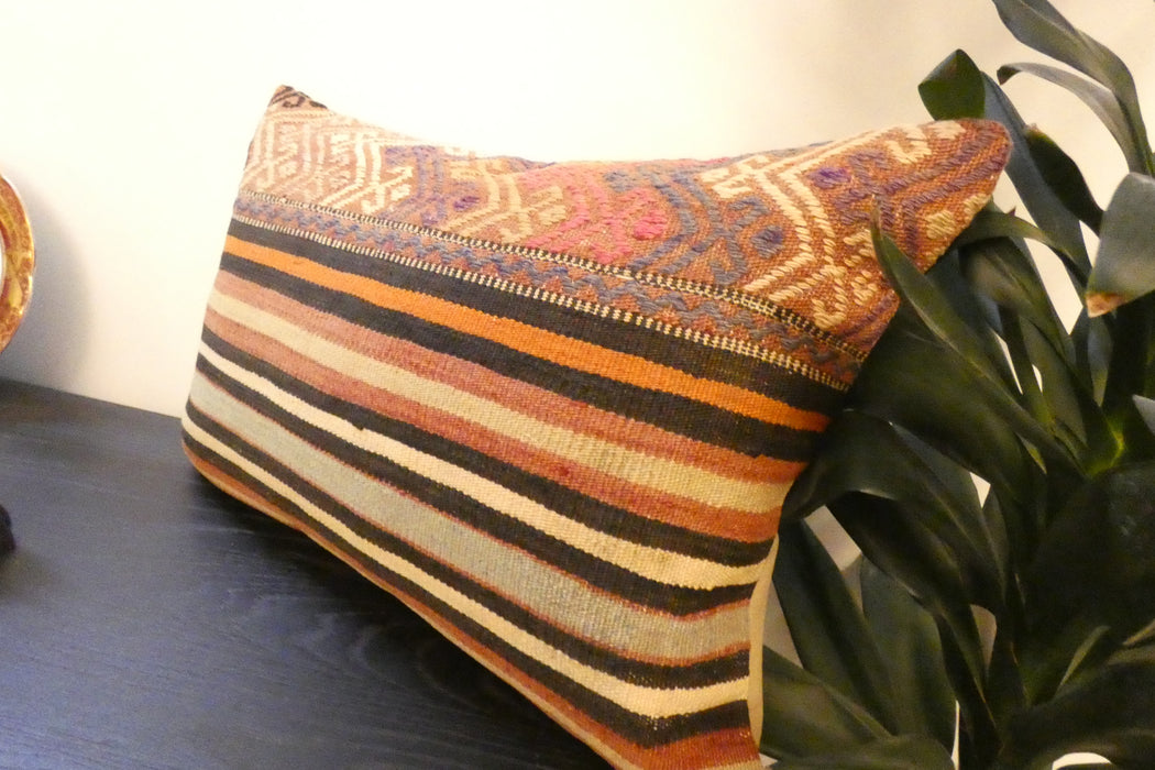 Handmade Anatolian Kilim Cushion Cover with Insert 40 x 60cm | Vintage Turkish Wool Lumbar Pillow | Organic Cotton Back | TK26-C613- Rugs Direct 