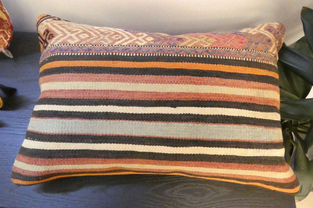 Handmade Anatolian Kilim Cushion Cover with Insert 40 x 60cm | Vintage Turkish Wool Lumbar Pillow | Organic Cotton Back | TK26-C613- Rugs Direct 