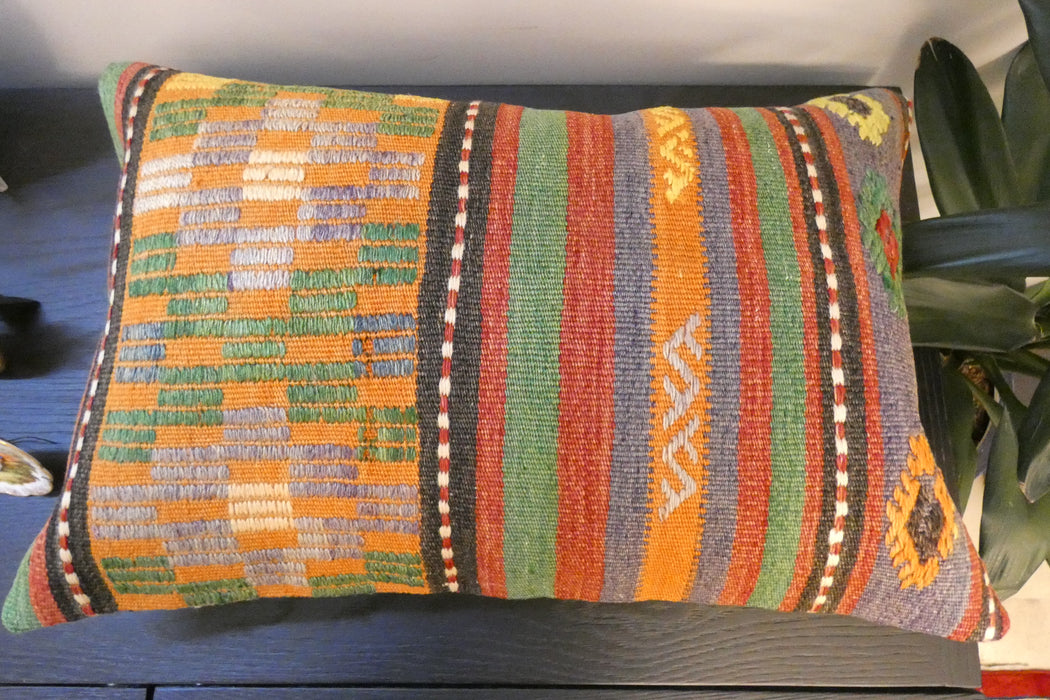 Handmade Anatolian Kilim Cushion Cover with Insert 40 x 60cm | Vintage Turkish Wool Lumbar Pillow | Organic Cotton Back | TK26-C614- Rugs Direct 