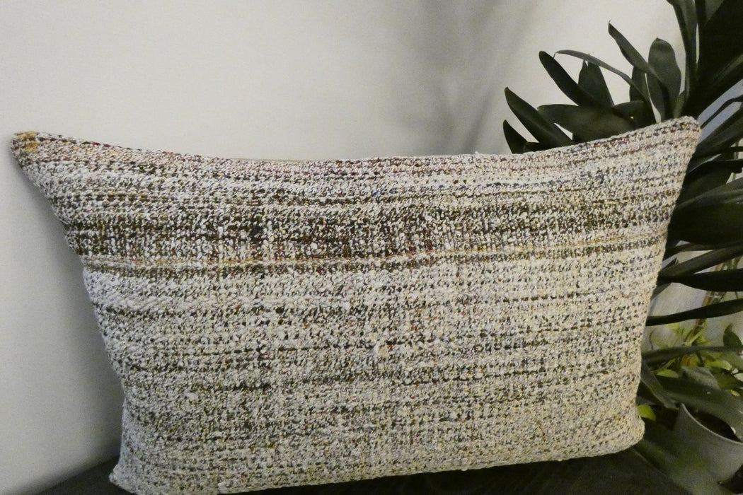 Handmade Anatolian Kilim Cushion Cover with Insert 40 x 60cm | Vintage Turkish Wool Lumbar Pillow | Organic Cotton Back | TK26-C610- Rugs Direct 