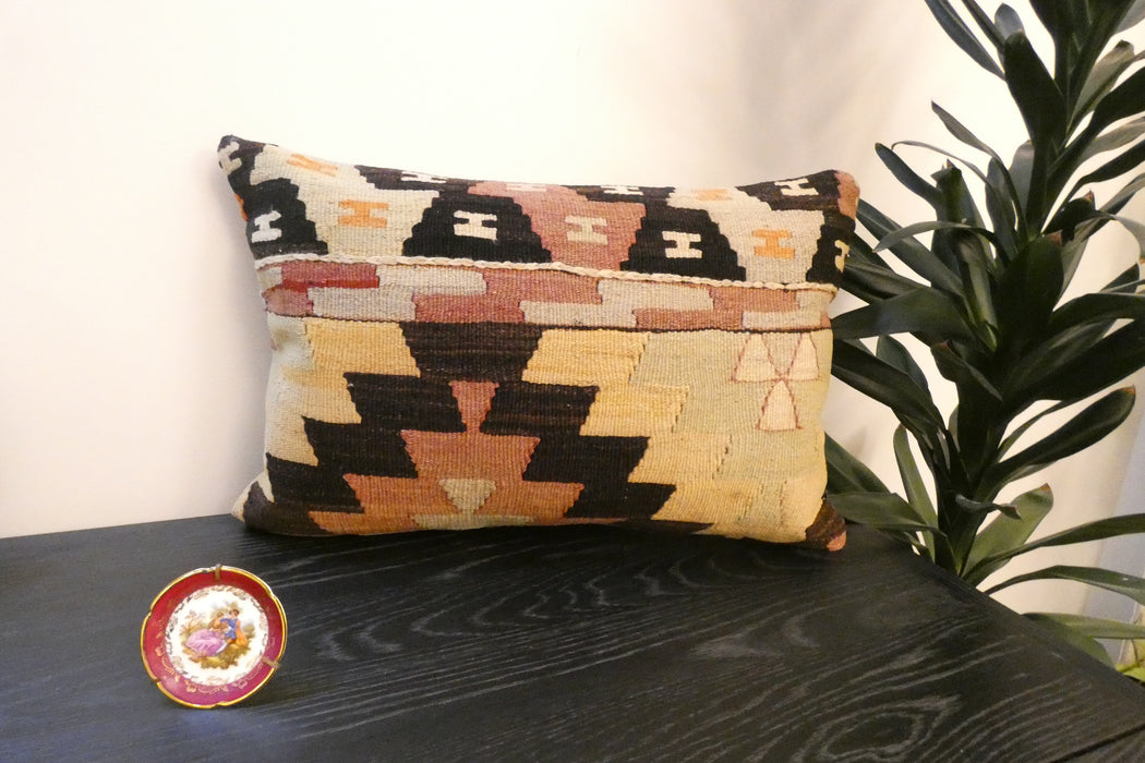 Handmade Anatolian Kilim Cushion Cover with Insert 40 x 60cm | Vintage Turkish Wool Lumbar Pillow | Organic Cotton Back | TK26-C604- Rugs Direct 
