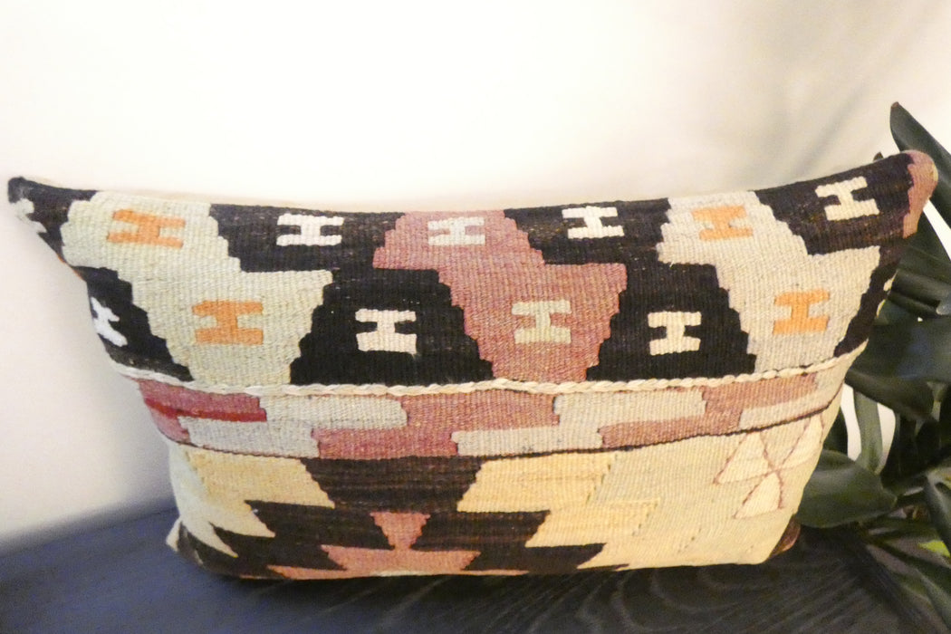 Handmade Anatolian Kilim Cushion Cover with Insert 40 x 60cm | Vintage Turkish Wool Lumbar Pillow | Organic Cotton Back | TK26-C604- Rugs Direct 