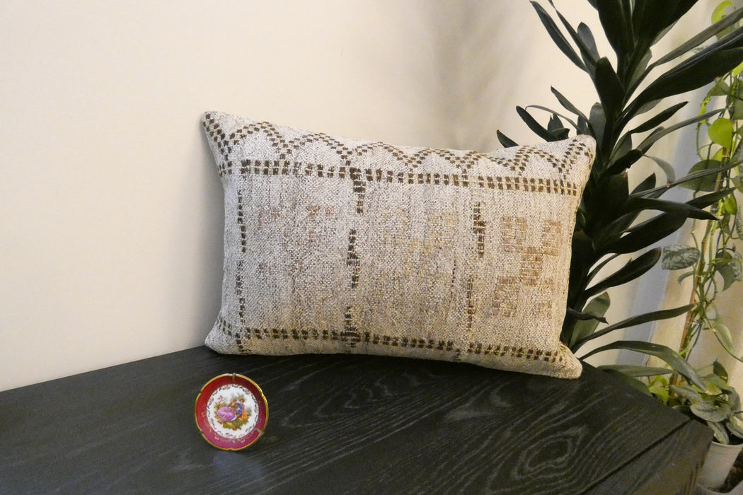 Handmade Anatolian Kilim Cushion Cover with Insert 40 x 60cm | Vintage Turkish Wool Lumbar Pillow | Organic Cotton Back | TK26-C665- Rugs Direct 