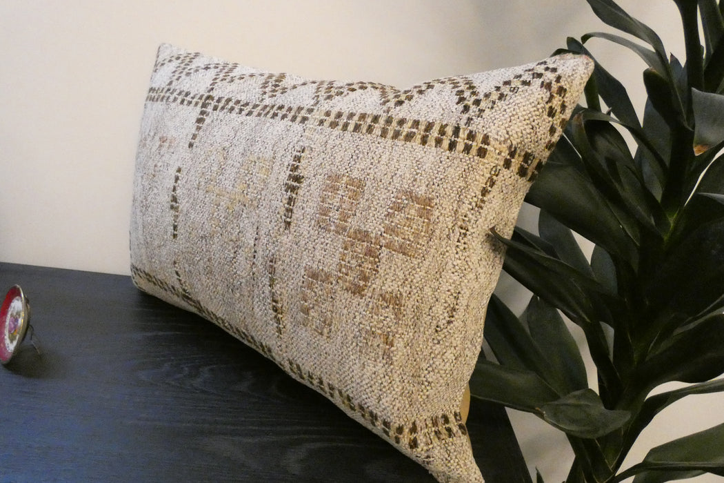 Handmade Anatolian Kilim Cushion Cover with Insert 40 x 60cm | Vintage Turkish Wool Lumbar Pillow | Organic Cotton Back | TK26-C665- Rugs Direct 
