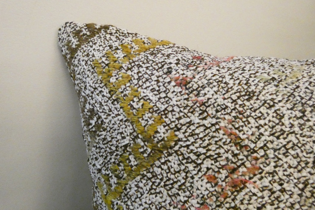 Handmade Anatolian Kilim Cushion Cover with Insert 40 x 60cm | Vintage Turkish Wool Lumbar Pillow | Organic Cotton Back | TK26-C602- Rugs Direct 
