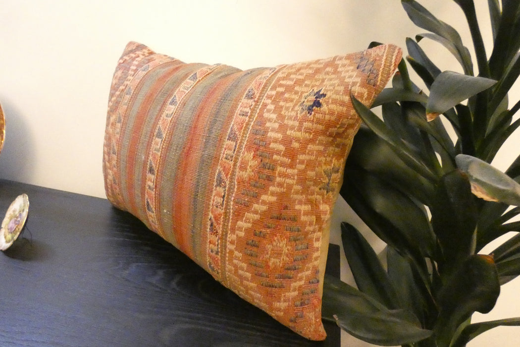 Handmade Anatolian Kilim Cushion Cover with Insert 40 x 60cm | Vintage Turkish Wool Lumbar Pillow | Organic Cotton Back | TK26-C663