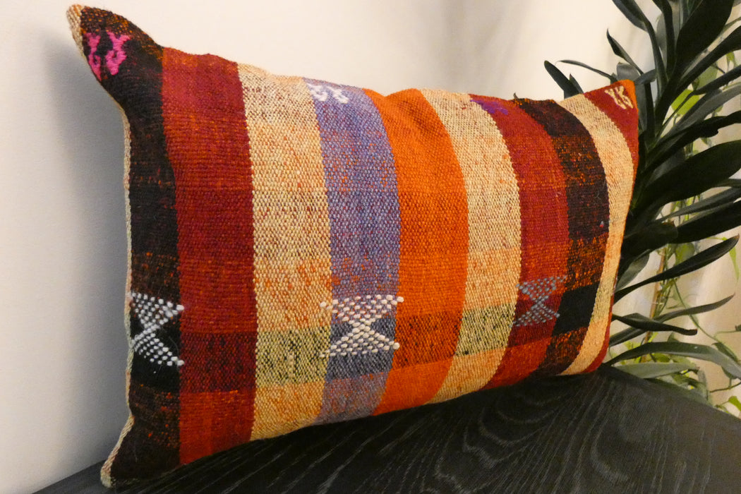 Handmade Anatolian Kilim Cushion Cover with Insert 40 x 60cm | Vintage Turkish Wool Lumbar Pillow | Organic Cotton Back | TK26-C600- Rugs Direct 