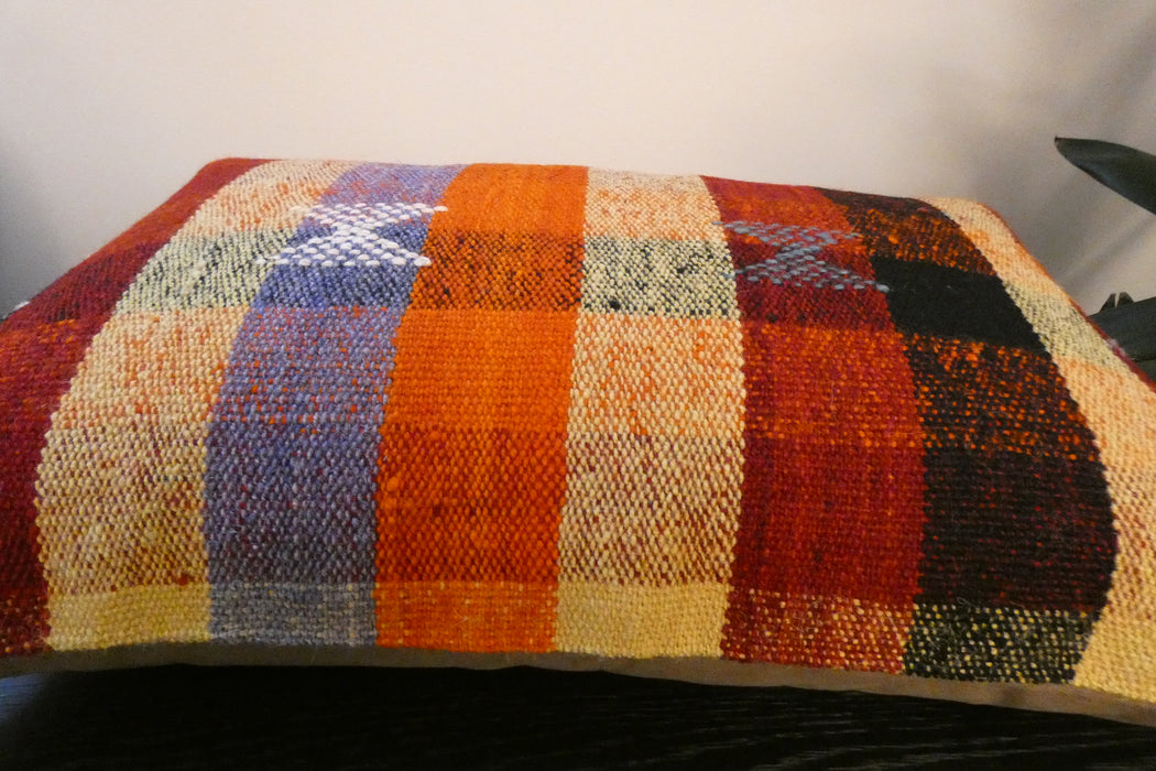 Handmade Anatolian Kilim Cushion Cover with Insert 40 x 60cm | Vintage Turkish Wool Lumbar Pillow | Organic Cotton Back | TK26-C600- Rugs Direct 
