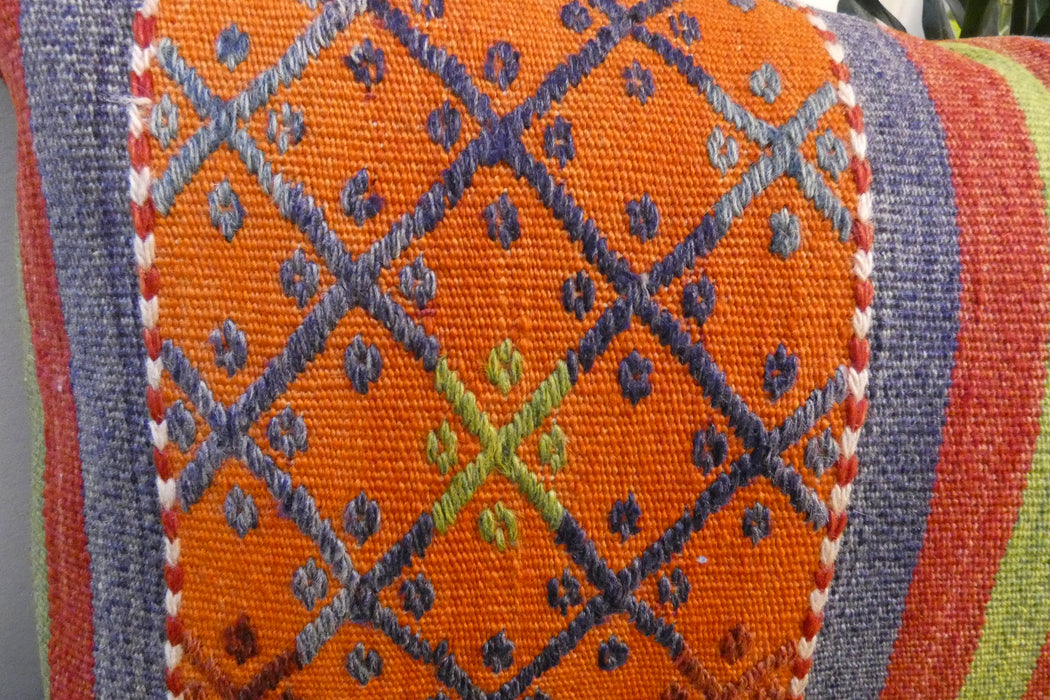 Handmade Anatolian Kilim Cushion Cover with Insert 40 x 60cm | Vintage Turkish Wool Lumbar Pillow | Organic Cotton Back- Rugs Direct New Zealand