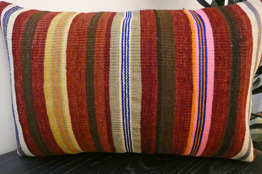 Handmade Anatolian Kilim Cushion Cover with Insert 40 x 60cm | Vintage Turkish Wool Lumbar Pillow | Organic Cotton Back - Rugs Direct New Zealand 