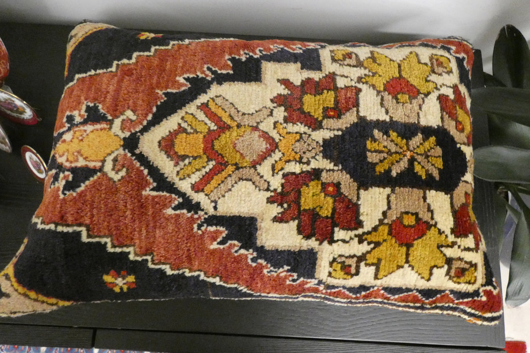 Handmade Anatolian Rug Cushion Cover with Insert 40 x 60cm | Vintage Turkish Wool Lumbar Pillow | Organic Cotton Back | Rugs Direct New Zealand 