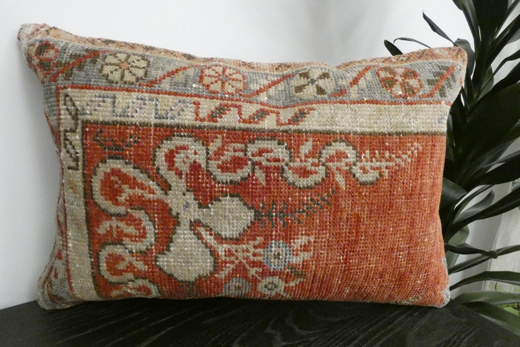 Handmade Anatolian Rug Cushion Cover with Insert 40 x 60cm | Vintage Turkish Wool Lumbar Pillow | Organic Cotton Back | TK26-C1017