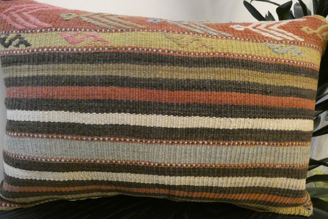 Handmade Anatolian Kilim Cushion Cover with Insert 40 x 60cm | Vintage Turkish Wool Lumbar Pillow | Organic Cotton Back- Rugs Direct New Zealand 