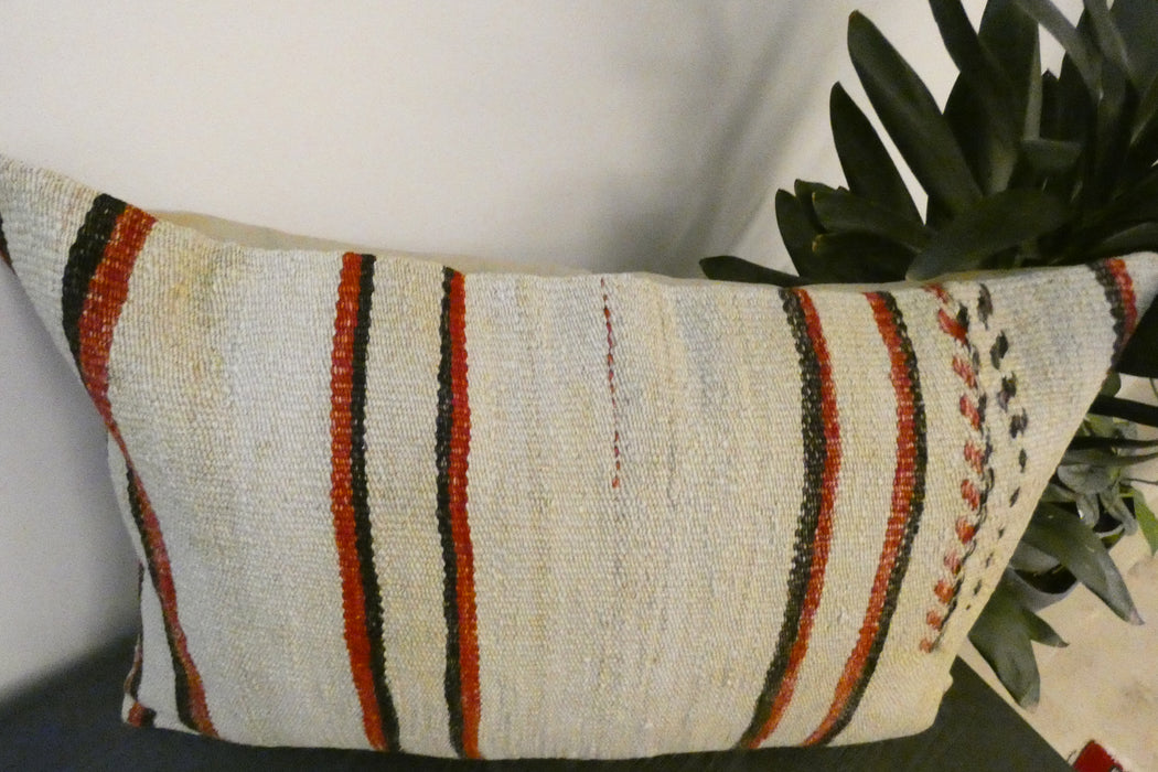 Handmade Anatolian Kilim Cushion Cover with Insert 40 x 60cm | Vintage Turkish Wool Lumbar Pillow | Organic Cotton Back |Rugs Direct New Zealand 
