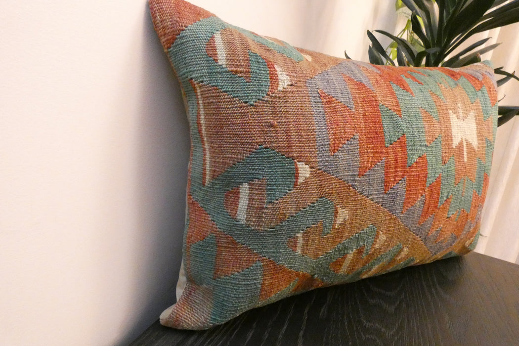 Handmade Anatolian Kilim Cushion Cover with Insert 40 x 60cm | Vintage Turkish Wool Lumbar Pillow | Organic Cotton Back - Rugs direct New Zealand 