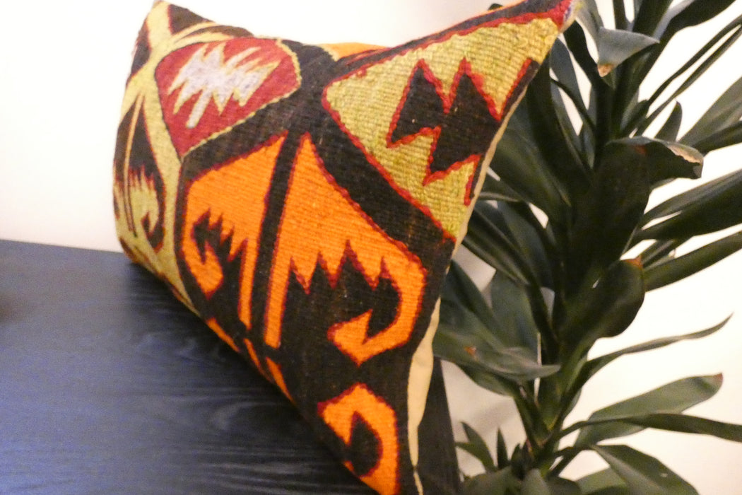 Handmade Anatolian Kilim Cushion Cover with Insert 40 x 60cm | Vintage Turkish Wool Lumbar Pillow | Organic Cotton Back- Rugs Direct New Zealand 