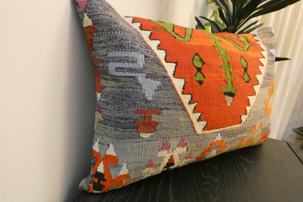 Handmade Anatolian Kilim Cushion Cover with Insert 40 x 60cm | Vintage Turkish Wool Lumbar Pillow | Organic Cotton Back - Rugs Direct New Zealand 