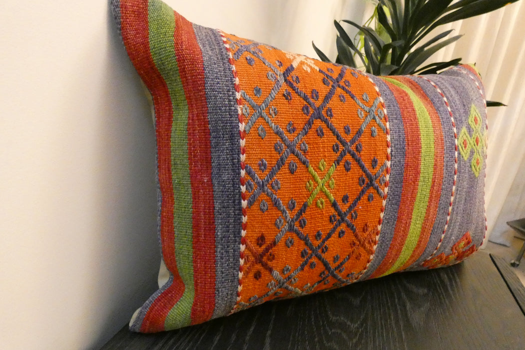 Handmade Anatolian Kilim Cushion Cover with Insert 40 x 60cm | Vintage Turkish Wool Lumbar Pillow | Organic Cotton Back- Rugs Direct New Zealand