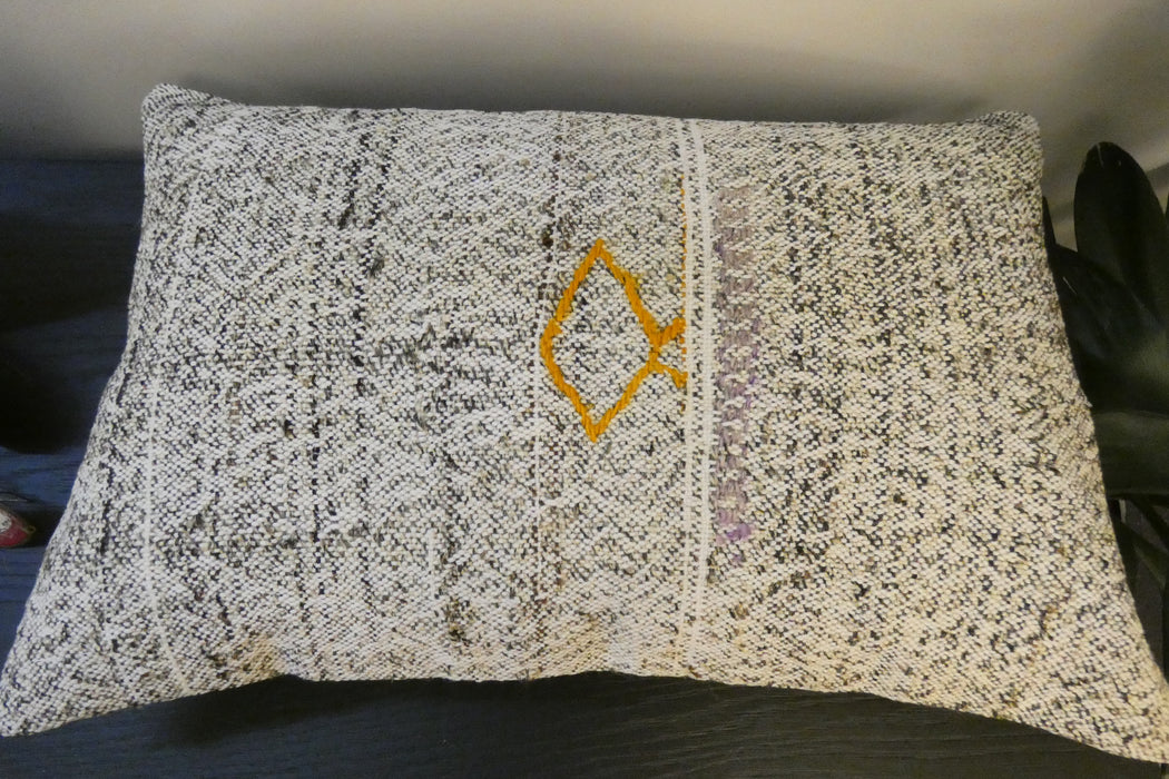 Handmade Anatolian Kilim Cushion Cover with Insert 40 x 60cm | Vintage Turkish Wool Lumbar Pillow | Organic Cotton Back - Rugs Direct New Zealand 