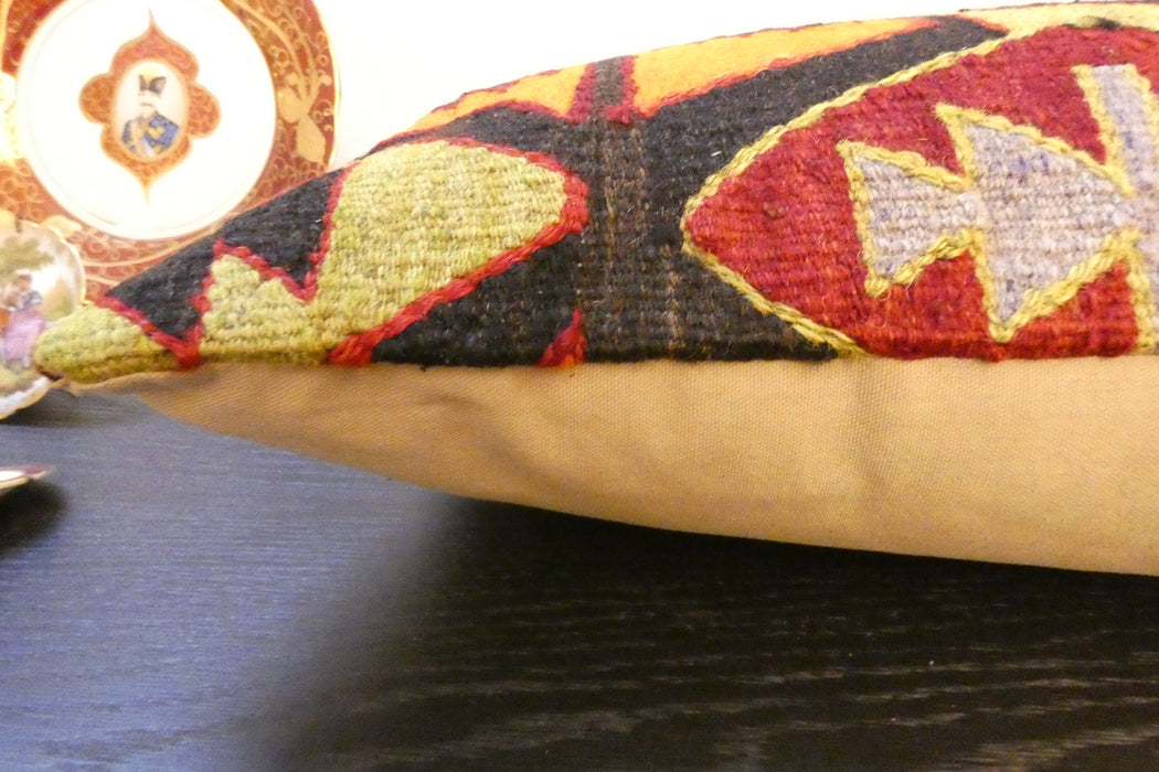 Handmade Anatolian Kilim Cushion Cover with Insert 40 x 60cm | Vintage Turkish Wool Lumbar Pillow | Organic Cotton Back - Rugs Direct New Zealand 