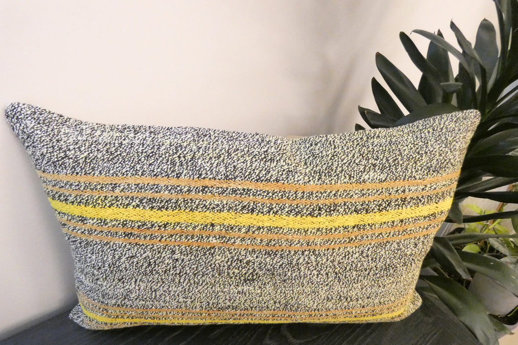 Handmade Anatolian Kilim Cushion Cover with Insert 40 x 60cm | Vintage Turkish Wool Lumbar Pillow | Organic Cotton Back - Rugs Direct New Zealand 