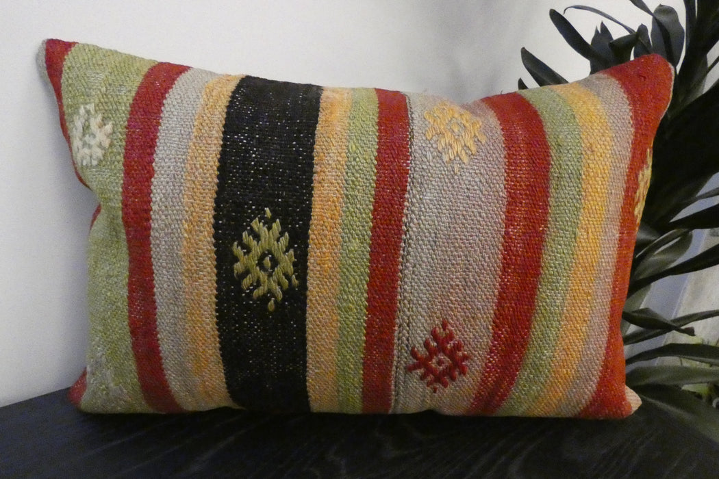 Handmade Anatolian Kilim Cushion Cover with Insert 40 x 60cm | Vintage Turkish Wool Lumbar Pillow | Organic Cotton Back - Rugs Direct New Zealand 