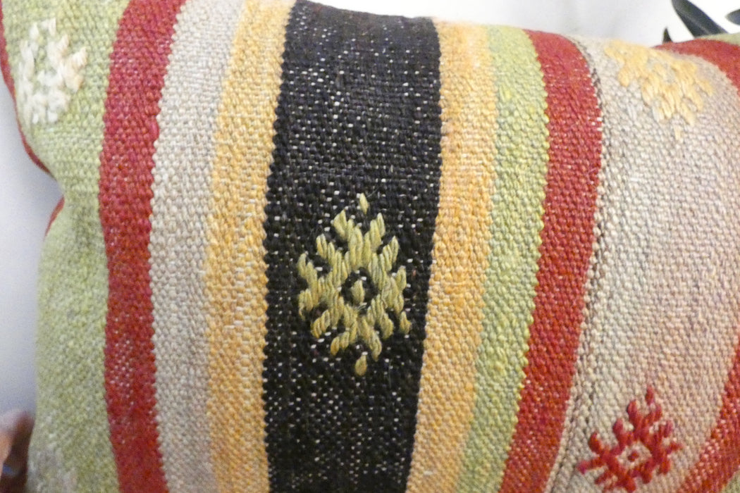 Handmade Anatolian Kilim Cushion Cover with Insert 40 x 60cm | Vintage Turkish Wool Lumbar Pillow | Organic Cotton Back - Rugs Direct New Zealand 