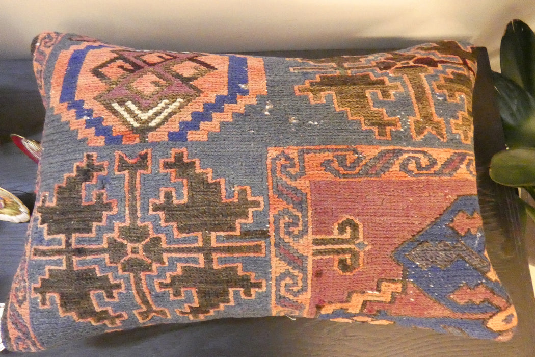 Handmade Anatolian Kilim Cushion Cover with Insert 40 x 60cm | Vintage Turkish Wool Lumbar Pillow | Organic Cotton Back - Rugs Direct New Zealand 