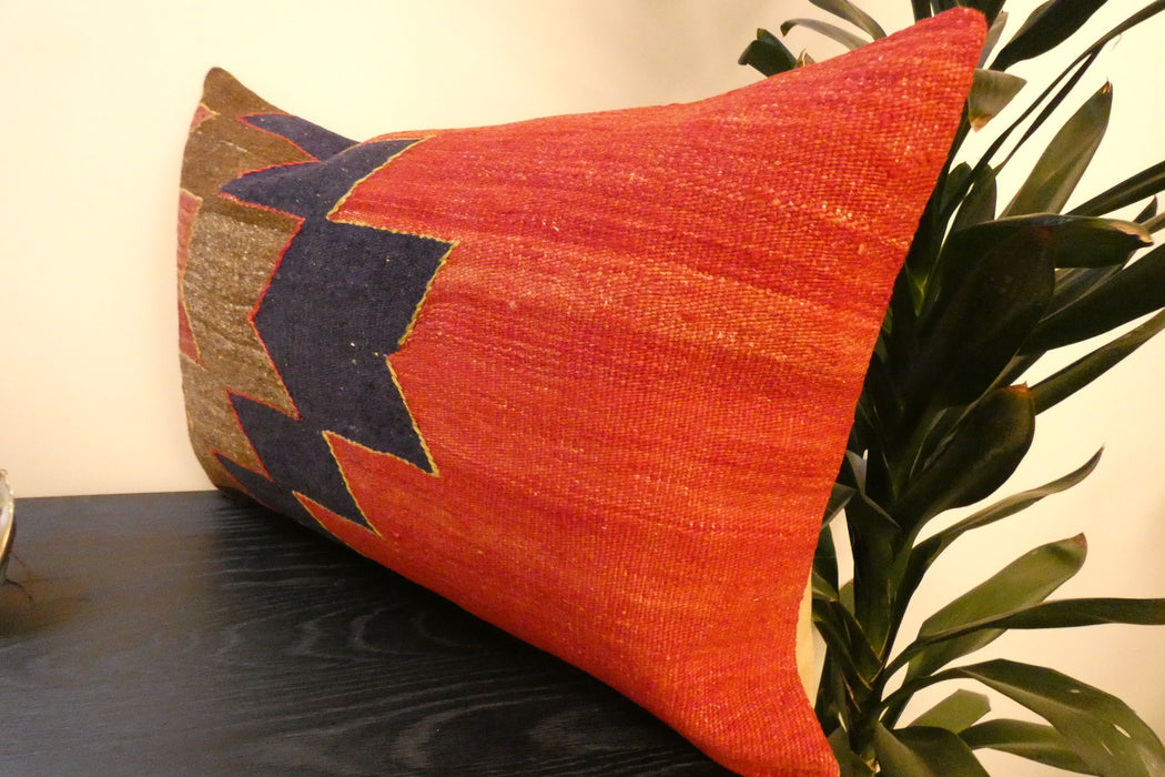 Handmade Anatolian Kilim Cushion Cover with Insert 40 x 60cm | Vintage Turkish Wool Lumbar Pillow | Organic Cotton Back - Rugs Direct New Zealand 