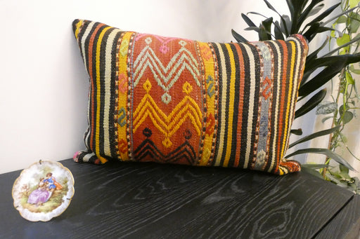 Handmade Anatolian Kilim Cushion Cover with Insert 40 x 60cm | Vintage Turkish Wool Lumbar Pillow | Organic Cotton Back - Rugs Direct New Zealand 