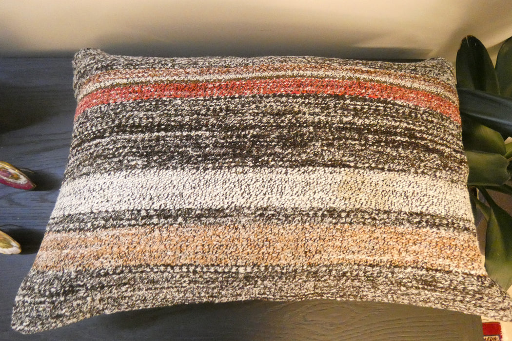 Handmade Anatolian Kilim Cushion Cover with Insert 40 x 60cm | Vintage Turkish Wool Lumbar Pillow | Organic Cotton Back - Rugs Direct New Zealand 